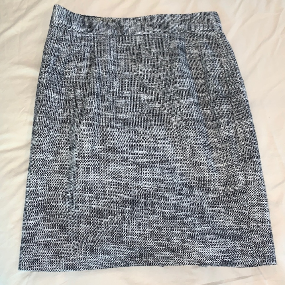 Black and White Tweed skirt